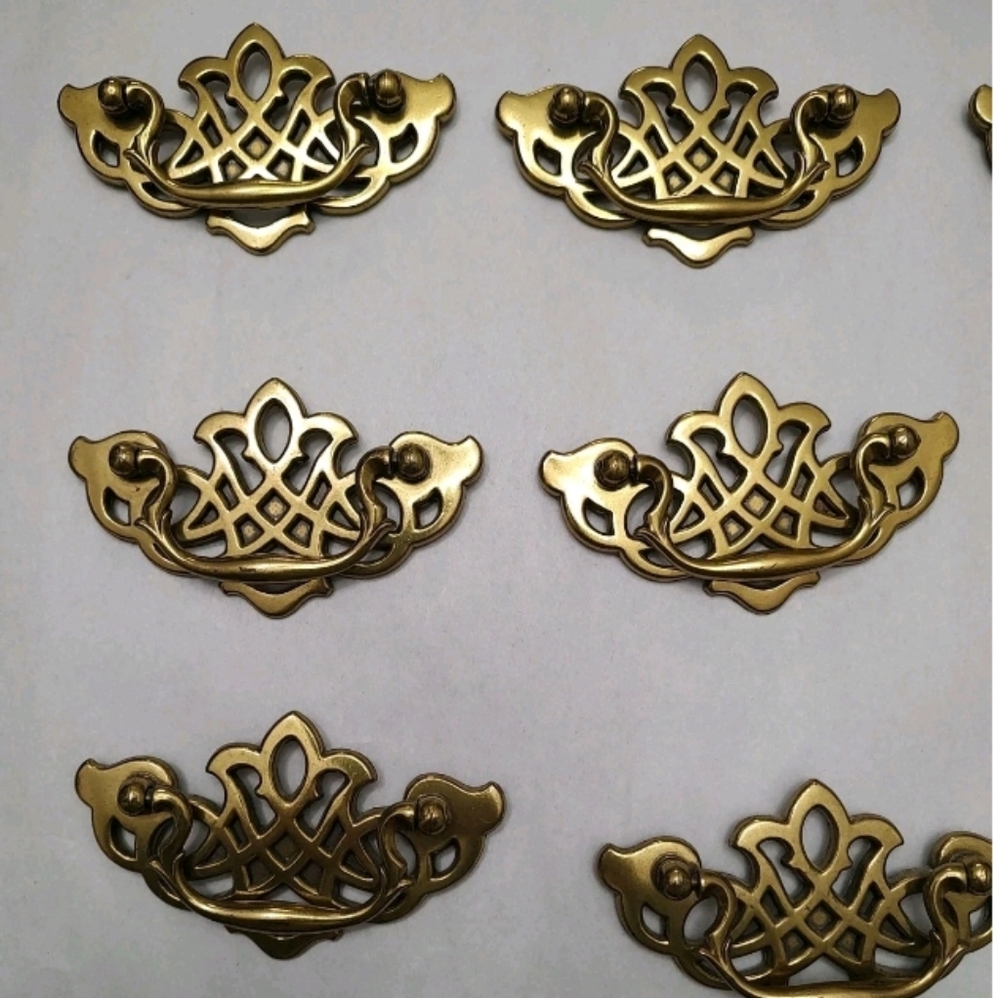 Vintage Brass Chippendale Bail Drawer Pull Flat Keeler (12) art nouveau W/Screws - Picture 4 of 11